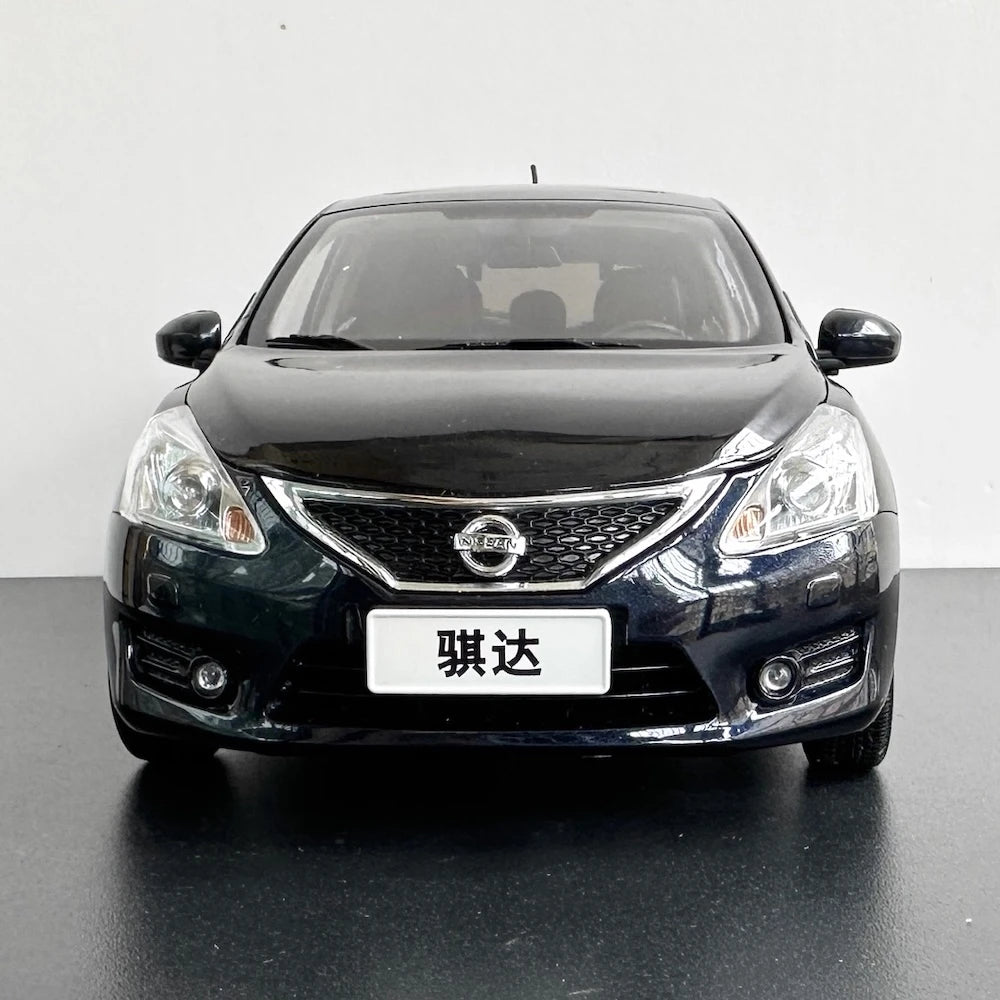 [OEM] 1:18 Nissan 2013 Tiida C12 Black Model Car Die-Cast