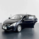 [OEM] 1:18 Nissan 2013 Tiida C12 zwart modelauto Die-Cast