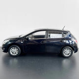 [OEM] 1:18 Nissan 2013 Tiida C12 zwart modelauto Die-Cast