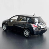 [OEM] 1:18 Nissan 2013 Tiida C12 zwart modelauto Die-Cast