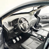 [OEM] 1:18 Nissan 2013 Tiida C12 zwart modelauto Die-Cast