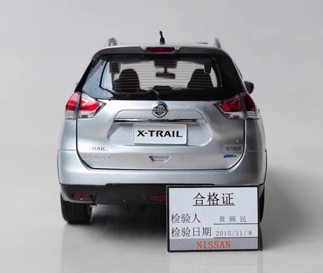 [OEM] 1:18 Nissan 2014 X-Trail Silver Model Car Die-Cast