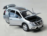 [OEM] 1:18 Nissan 2014 X-Trail silver modellbil Die-Cast