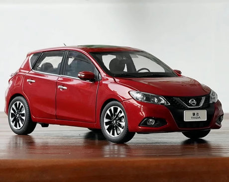 [OEM] 1:18 Nissan 2016 Tiida Red Model Car Die-Cast