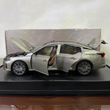[OEM] 1:18 Nissan 2022 Altima Gold Model Car Die-Cast