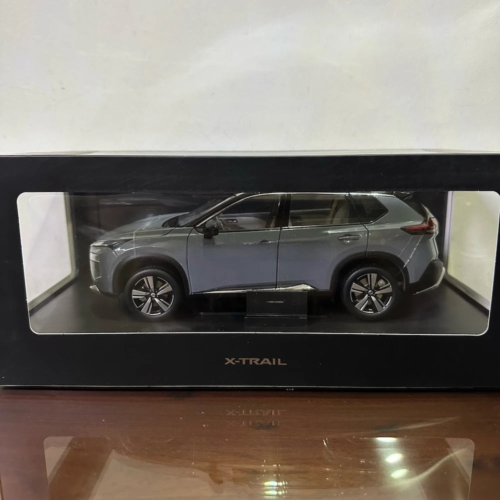 [OEM] 1:18 Nissan 2022 X-Trail グレー モデルカー Die-Cast