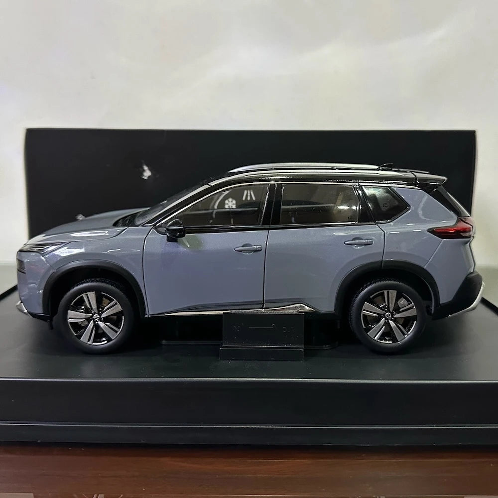 [OEM] 1:18 Nissan 2022 X-Trail グレー モデルカー Die-Cast