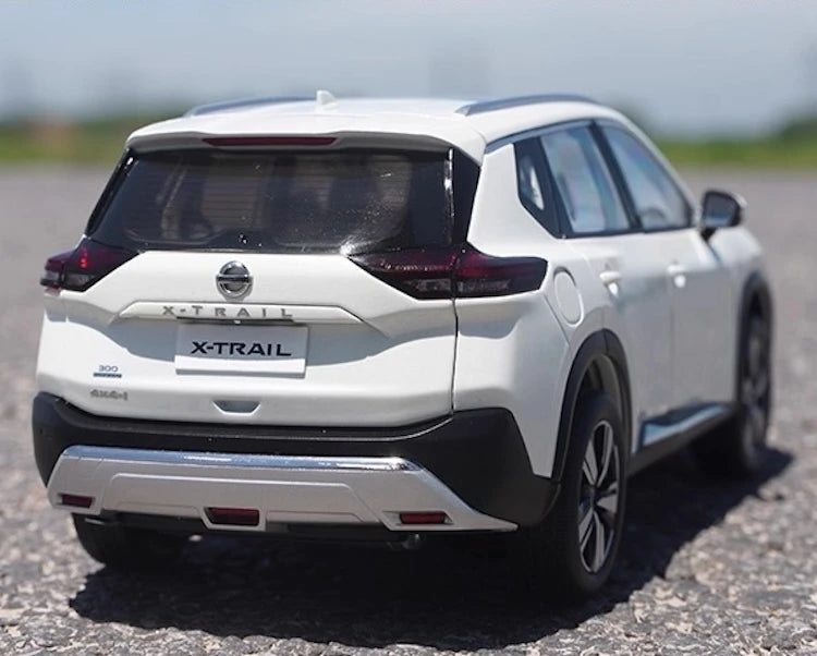 [OEM] 1:18 Nissan 2022 X-Trail blanc voiture miniature Die-Cast