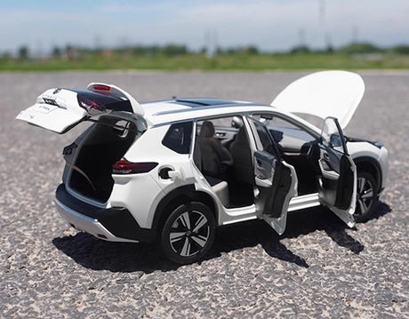 [OEM] 1:18 Nissan 2022 X-Trail White Model Car Die-Cast