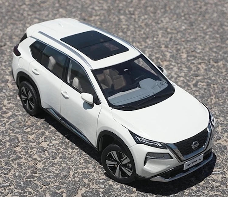 [OEM] 1:18 Nissan 2022 X-Trail blanc voiture miniature Die-Cast