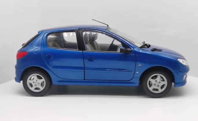 [OEM] 1:18 Peugeot 1998 206 sininen pienoismalli Die-Cast