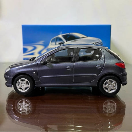 [OEM] 1:18 Peugeot 1998 206 Gray Model Car Die-Cast
