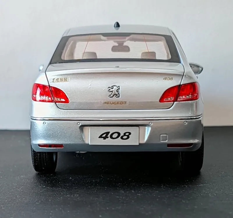 [OEM] 1:18 Peugeot 2010 408 Silver Model Car Die-Cast