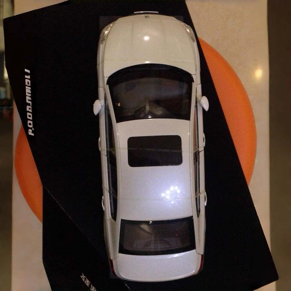 [OEM] 1:18 Peugeot 2010 508 White Model Car Die-Cast