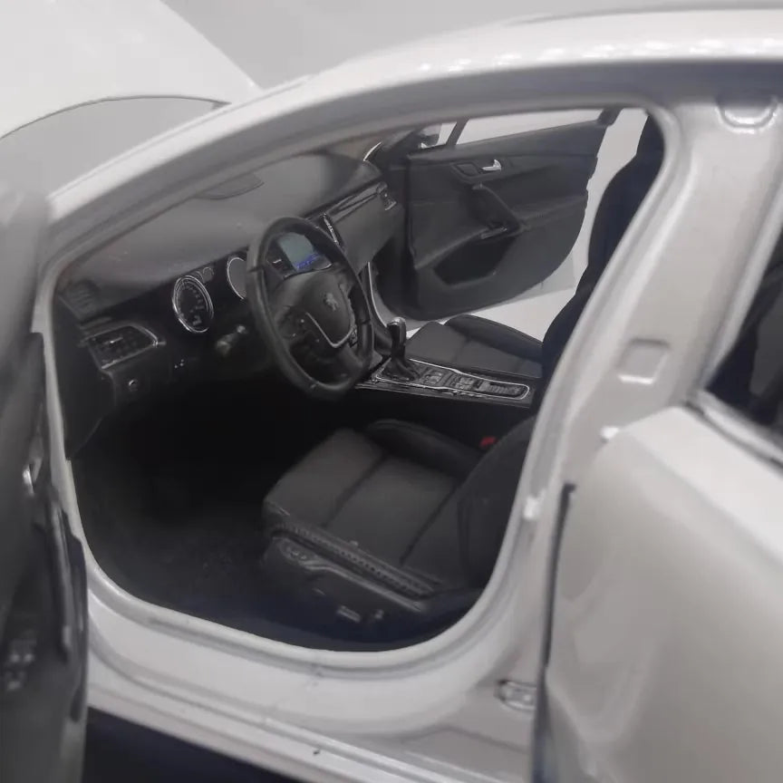 [OEM] 1:18 Peugeot 2014 508 ホワイト モデルカー Die-Cast