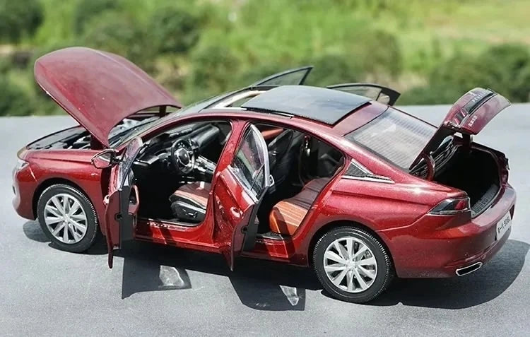 [OEM] 1:18 Peugeot 2018 508L Red Model Car Die-Cast