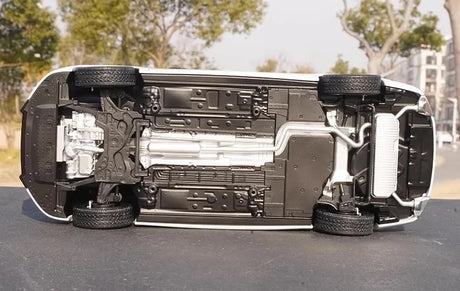[OEM] 1:18 Peugeot 2023 508 White Model Car Die-Cast