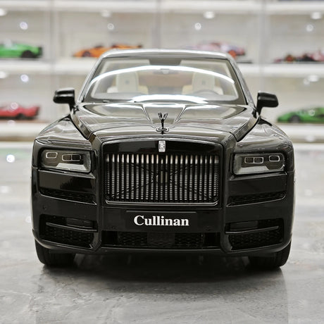 OEM Rolls-Royce 2018 Cullinan BB Black 1:18 – Modello da collezione pressofuso