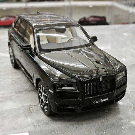 OEM Rolls-Royce 2018 Cullinan BB Black 1:18 – Modello da collezione pressofuso