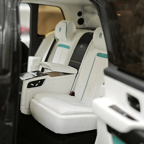 OEM Rolls-Royce 2018 Cullinan BB Black 1:18 – Modello da collezione pressofuso