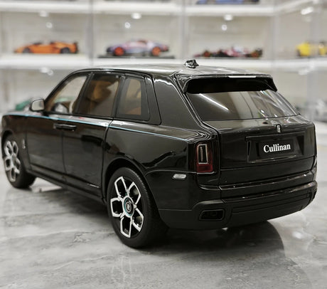 OEM Rolls-Royce 2018 Cullinan BB Black 1:18 – Modello da collezione pressofuso