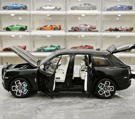 OEM Rolls-Royce 2018 Cullinan BB Black 1:18 – Modello da collezione pressofuso