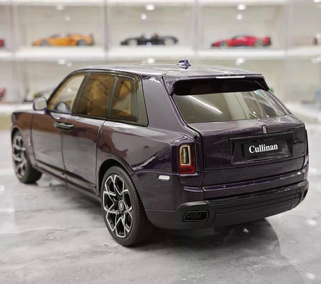 [OEM] 1:18 Rolls-Royce 2018 Cullinan Purple pienoismalli Die-Cast