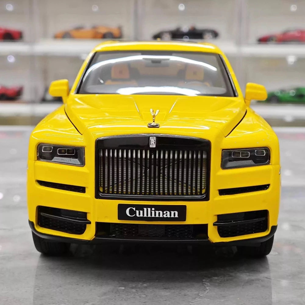 [OEM] 1:18 Rolls-Royce 2018 Cullinan Yellow Model Car Die-Cast