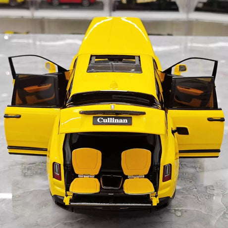 [OEM] 1:18 Rolls-Royce 2018 Cullinan Yellow pienoismalli Die-Cast