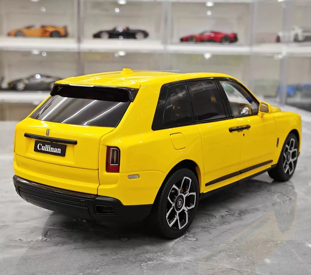 [OEM] 1:18 Rolls-Royce 2018 Cullinan Yellow Model Car Die-Cast