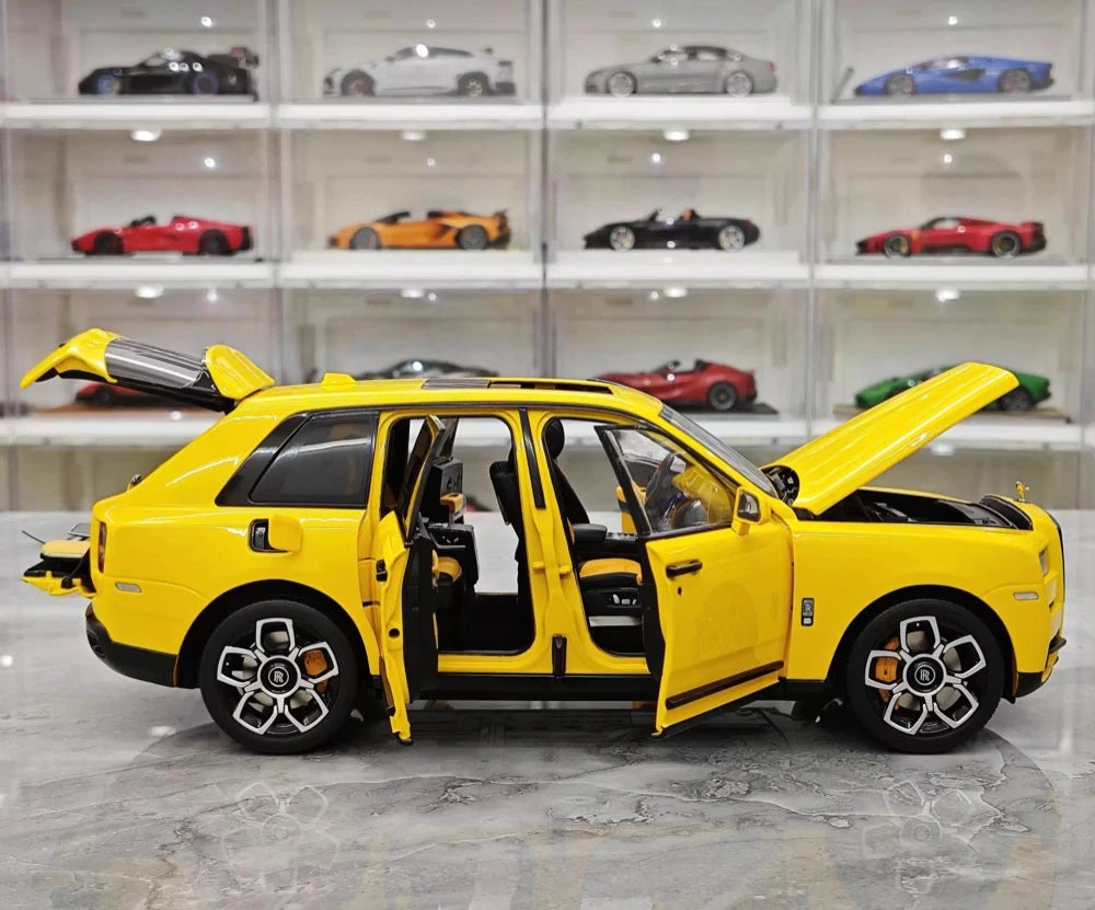 [OEM] 1:18 Rolls-Royce 2018 Cullinan gul modellbil Die-Cast