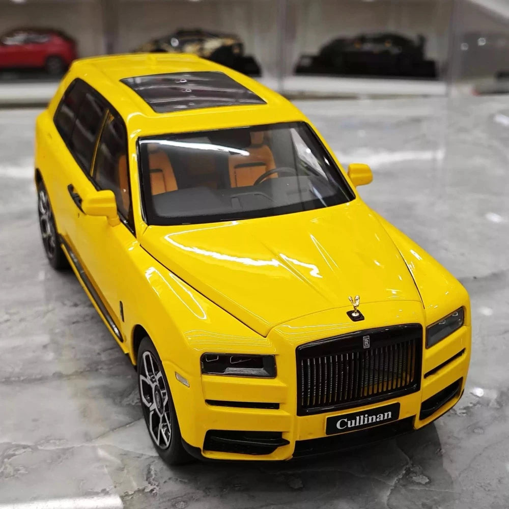 [OEM] 1:18 Rolls-Royce 2018 Cullinan Yellow Model Car Die-Cast