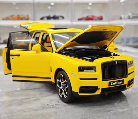 [OEM] 1:18 Rolls-Royce 2018 Cullinan Yellow pienoismalli Die-Cast