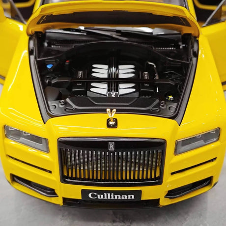 [OEM] 1:18 Rolls-Royce 2018 Cullinan Yellow pienoismalli Die-Cast