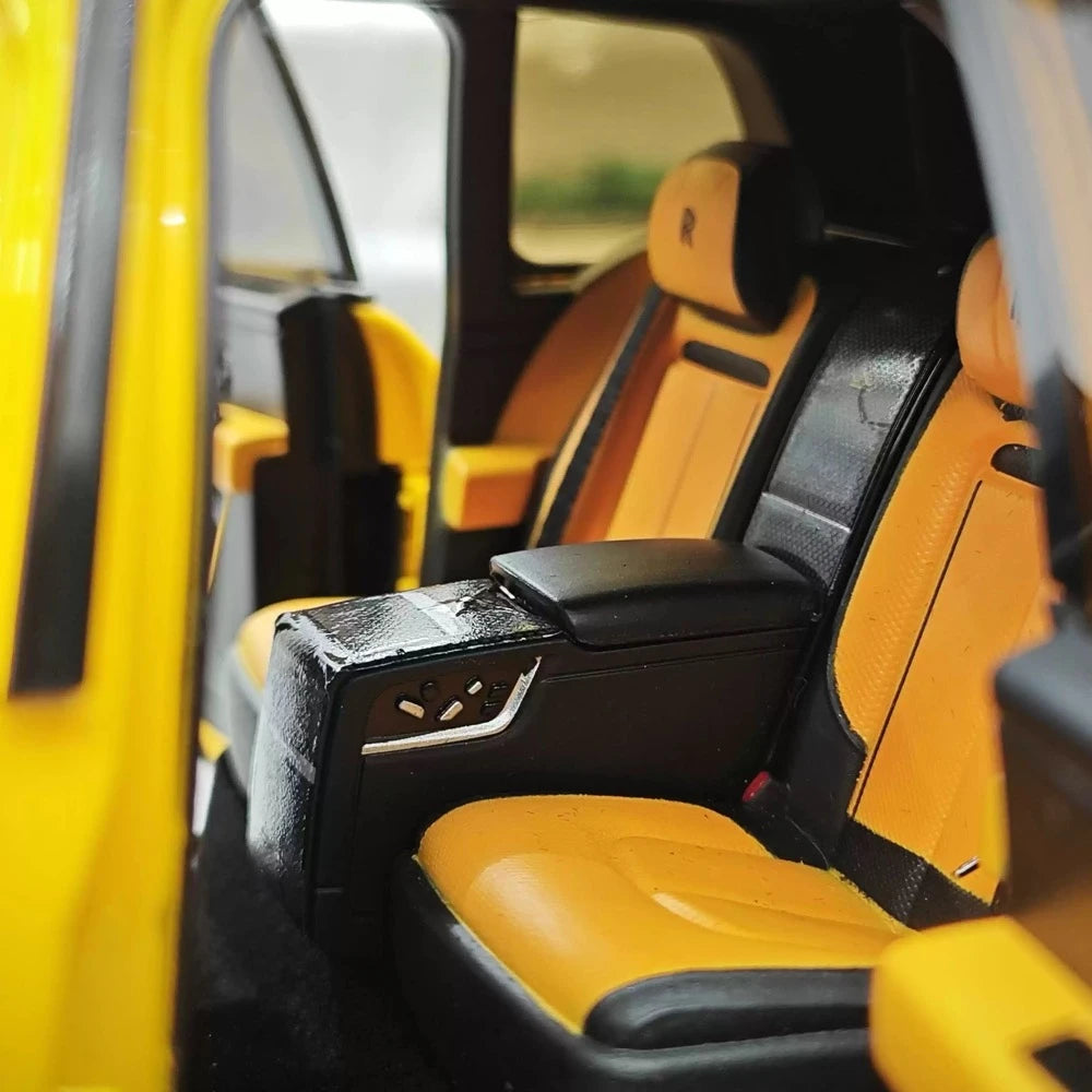 [OEM] 1:18 Rolls-Royce 2018 Cullinan Yellow Model Car Die-Cast