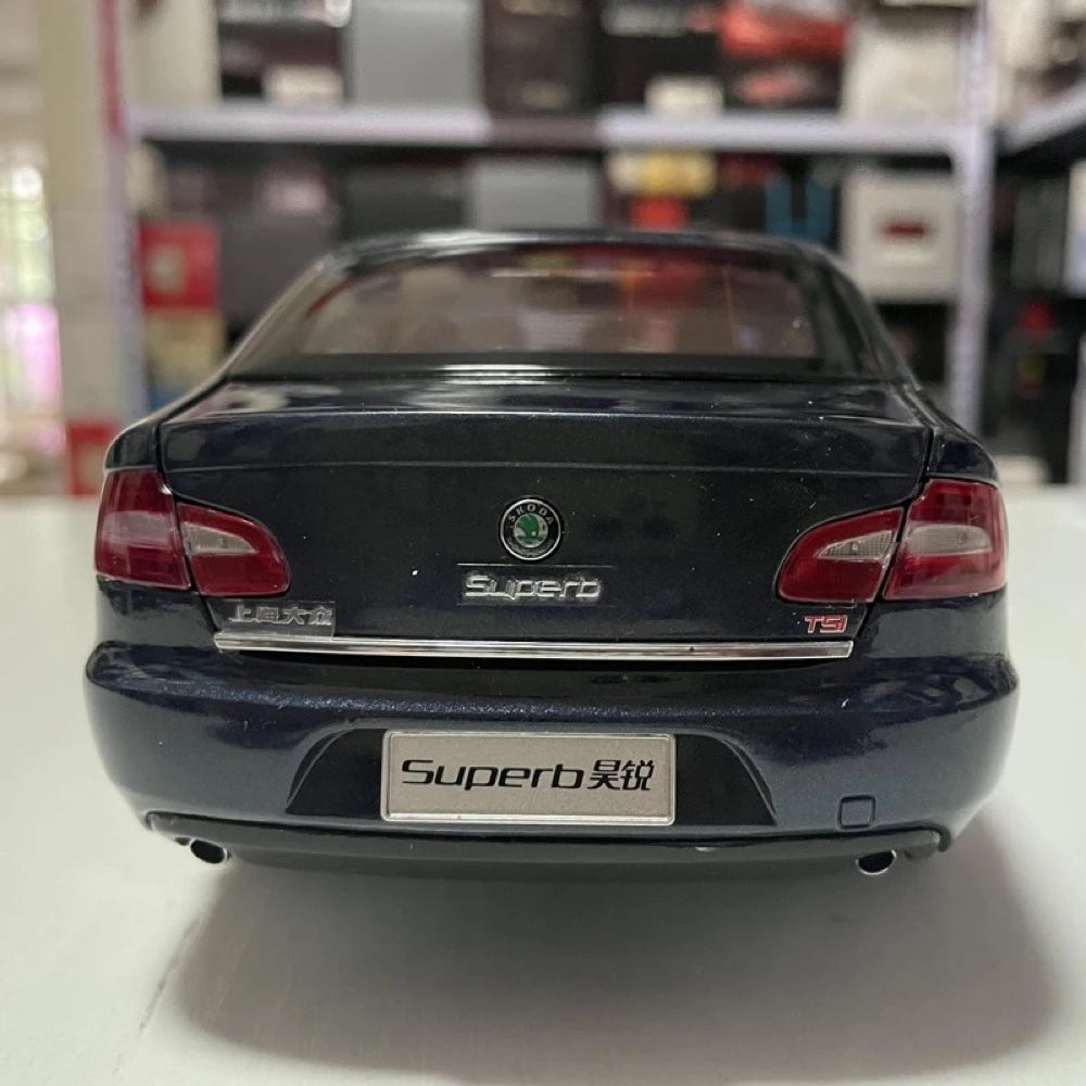 [OEM] 1:18 Skoda 2008 Superb B6 Blue Model Car Die-Cast
