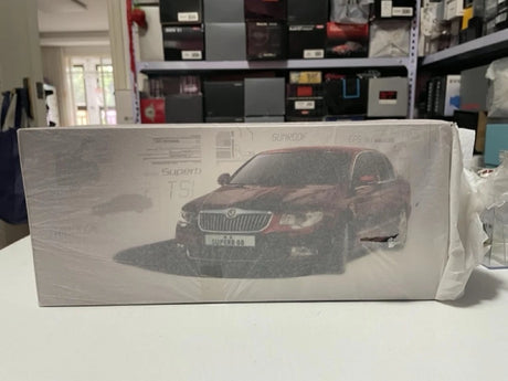[OEM] 1:18 Skoda 2008 Superb B6 Blue Model Car Die-Cast