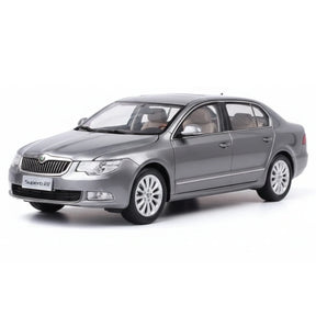 [OEM] 1:18 Skoda 2008 Superb B6 Gray Model Car Die-Cast
