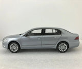 [OEM] 1:18 Skoda 2008 Superb B6 Silver Model Car Die-Cast