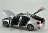[OEM] 1:18 Skoda 2008 Superb argent voiture miniature Die-Cast