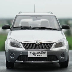 [OEM] 1:18 Skoda 2009 Fabia Scout Gray Model Car Die-Cast