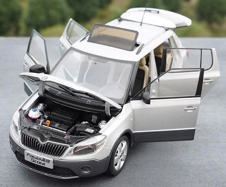 [OEM] 1:18 Skoda 2009 Fabia Scout Gray Model Car Die-Cast