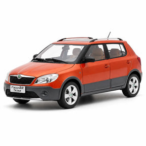 [OEM] 1:18 Skoda 2009 Fabia Scout Orange Model Car Die-Cast