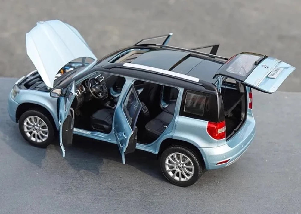 [OEM] 1:18 Skoda 2013 Yeti Blue Model Car Die-Cast