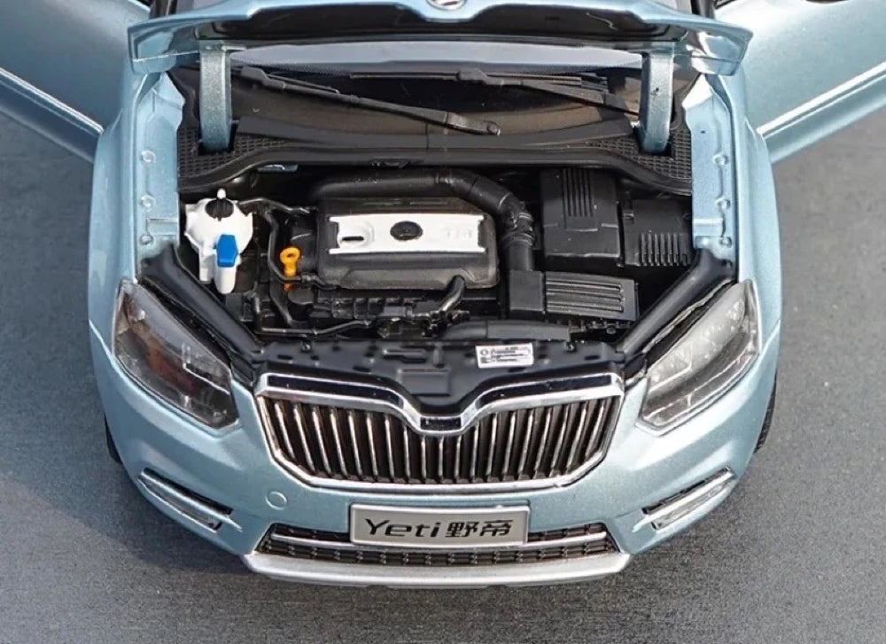 [OEM] 1:18 Skoda 2013 Yeti Blue Model Car Die-Cast