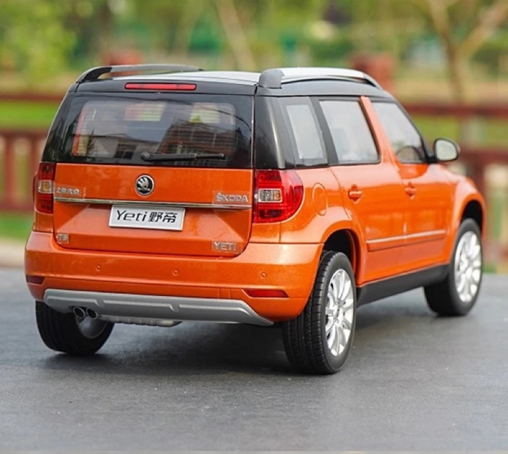 [OEM] 1:18 Skoda 2013 Yeti Orange Model Car Die-Cast