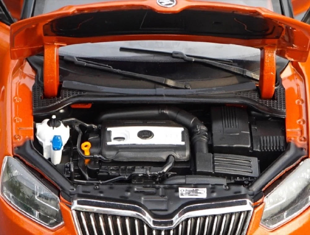 [OEM] 1:18 Skoda 2013 Yeti Orange Model Car Die-Cast