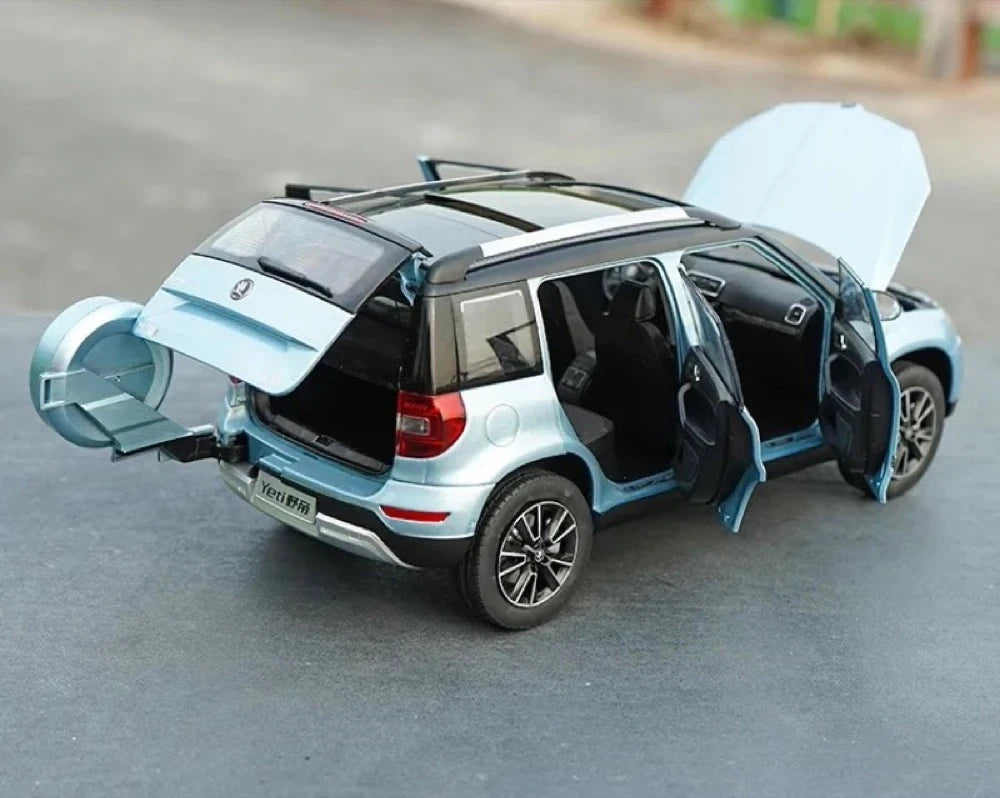 [OEM] 1:18 Skoda 2013 Yeti Outdoor blu modellino di auto Die-Cast