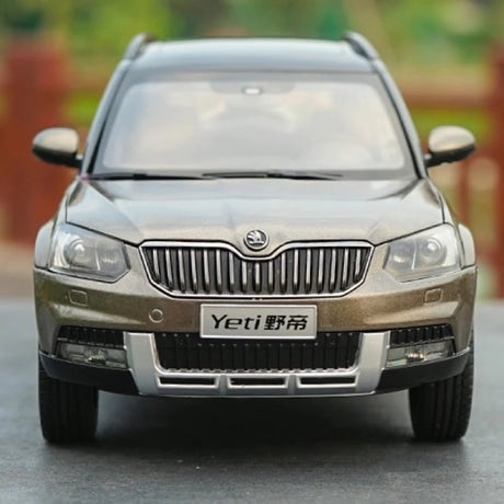 [OEM] 1:18 Skoda 2013 Yeti Outdoor Brown Model Car Die-Cast