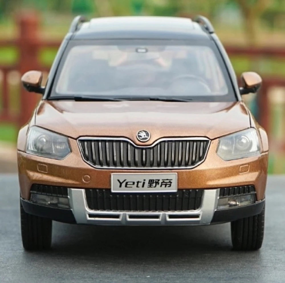 [OEM] 1:18 Skoda 2013 Yeti Outdoor Orange Model Car Die-Cast